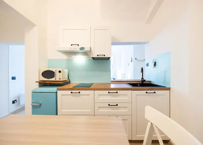 Casa Santa Brigida 公寓 *